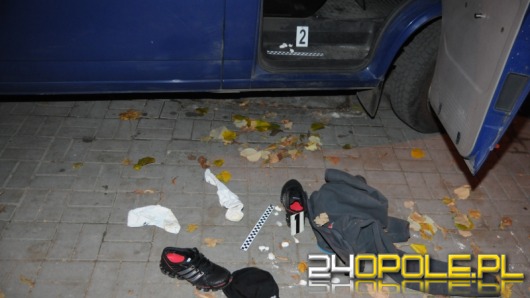 Uciekał przed policją i wyrzucał narkotyki