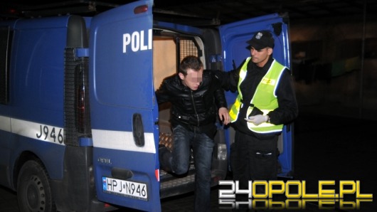 Kandydat na radnego na izbie wytrzeźwień