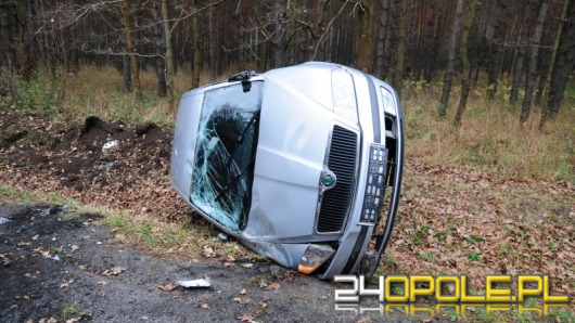 Nieoznakowany radiowóz dachował pod Opolem