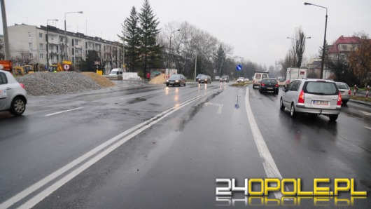Duże korki z powodu nieprzejezdnej Luboszyckiej