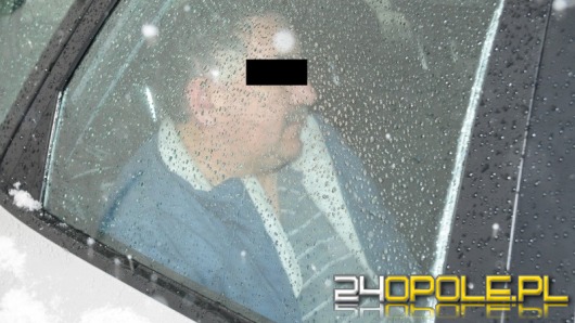 Pijany 54-latek kierował samochodem w śnieżycy