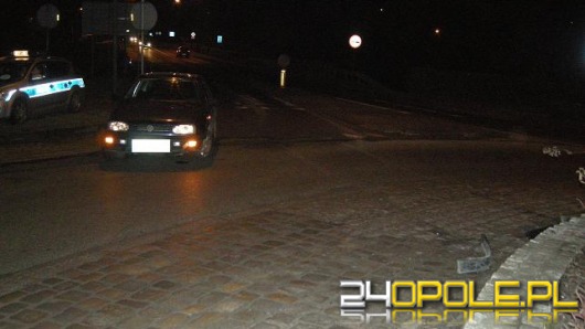 Nocny rajd pijanego kierowcy w Oleśnie