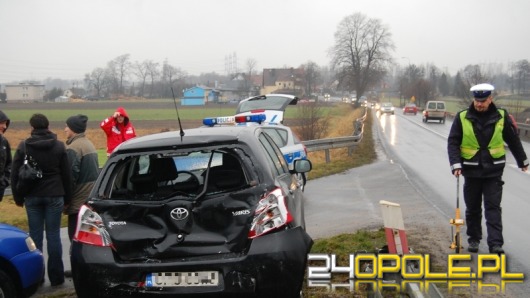 Autobus najechał na tył samochodu osobowego