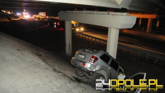 Cudem nie doszło do tragedii na autostradzie A4. Sprawca wypadku był pijany.