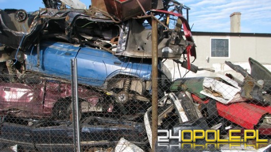 Kradli złom, by ponownie go sprzedać