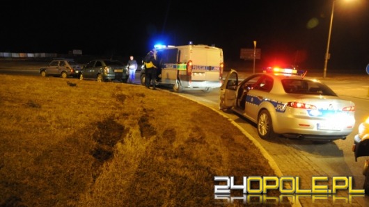 Po pijaku wjechał na rondo