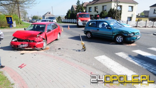 Dwaj kierowcy ranni w wypadku pod Opolem
