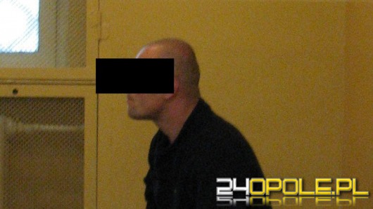 Mężczyzna napadł na 17-letnią dziewczynę