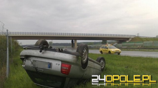 Audi dachowało na autostradzie