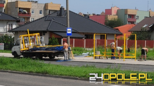Nowe wiaty na przystankach MZK
