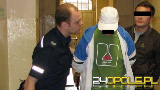 Dwaj mężczyźni aresztowani po awanturze na stacji benzynowej