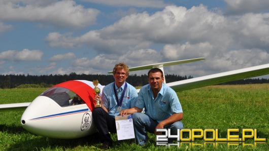 Instruktor Aeroklubu Opolskiego trenuje polską kadrę