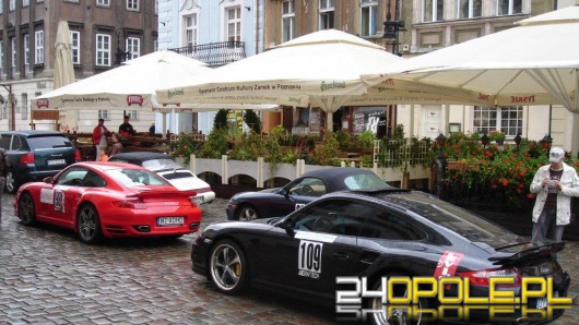 Zlot Porsche na opolskim rynku