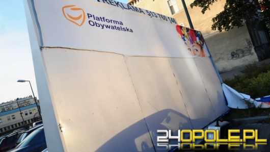 Nieuczciwa kampania czy akt wandalizmu?