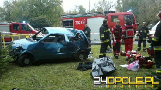 Tragiczny wypadek na Placu Kazimierza. Nie żyje 19-letni kierowca