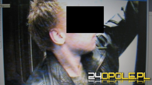 Nastolatek kradł jedną kamerę, a nagrywała go druga