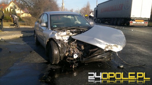 Wyjechał z ulicy podporządkowanej wprost pod ciężarówkę