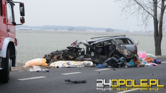 Czołowe zderzenie z ciężarówką pod Strzelcami Opolskimi