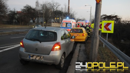 Trzy osoby ranne po wypadku na ul. Armii Krajowej