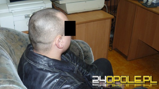 Poszukiwany za rozbój mężczyzna podawał się za brata