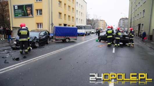 Wypadek na Placu Kazimierza, dwie osoby zostały ranne