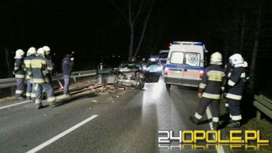 Fiat punto wbił się w koparkę