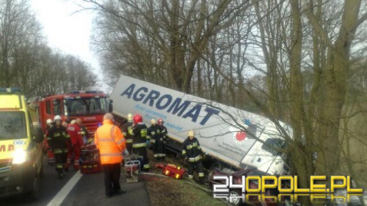 Groźny wypadek pod Niemodlinem, utrudnienia na trasie Opole-Nysa