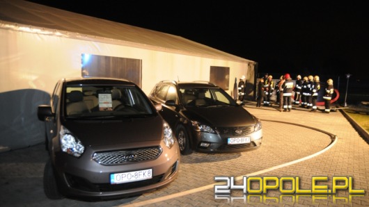 Pożar u dealera samochodowego w Chrząstowicach