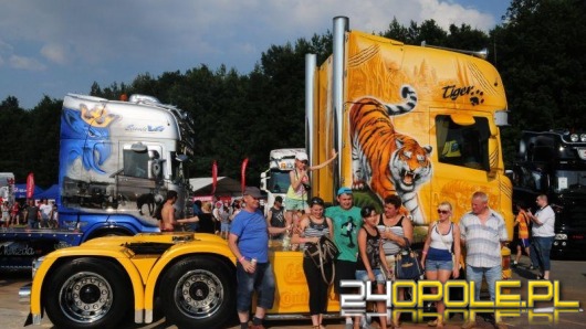 Ponad 200 pięknych ciężarówek pod Opolem. Tłumy oglądających