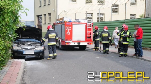 Na ul. Licealnej płonął samochód