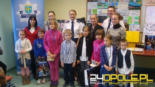 Dzieci i młodzież opolskich szkół nagrodzeni przez policję