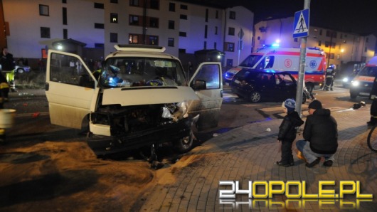 22-latek poszkodowany po zderzeniu w Alei Solidarności