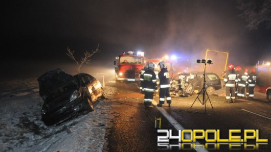 Wypadek w okolicach "grzybka". Na drogach fatalne warunki do podróżowania