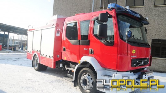 Strażacy z ul. Głogowskiej dostali nowoczesny wóz