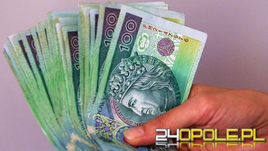 Fałszywy policjant wyłudził od staruszki 30 tysięcy złotych