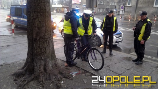 63-letni rowerzysta potrącony przez samochód