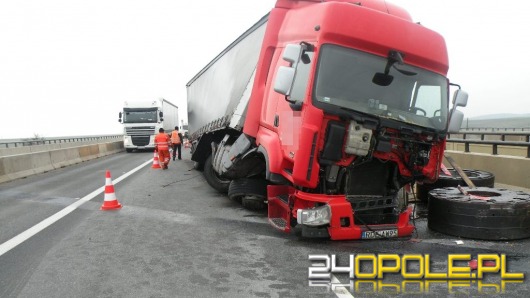 Wypadek ciężarówki na A4 - drogowcy musieli zamknąć jedną nitkę autostrady