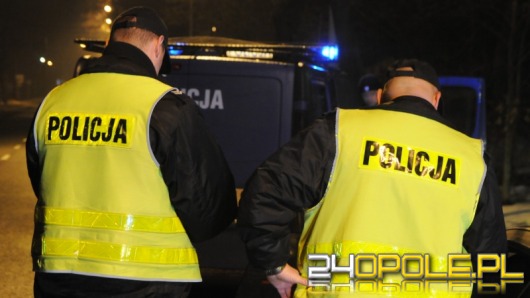 Dwóch zamaskowanych mężczyzn napadło na sklep w Kosorowicach