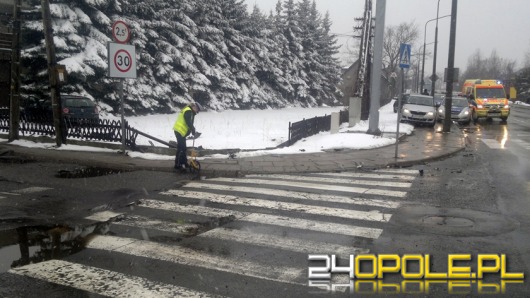 Po wypadku samochód wpadł na posesję