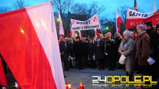Trzecia rocznica katastrofy smoleńskiej. Opolanie pamiętają.