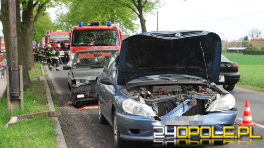 Wypadek w Dobrzeniu Wielkim, zderzyły się trzy auta