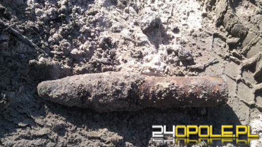 Półmetrowy niewybuch wykopany podczas prac ziemnych