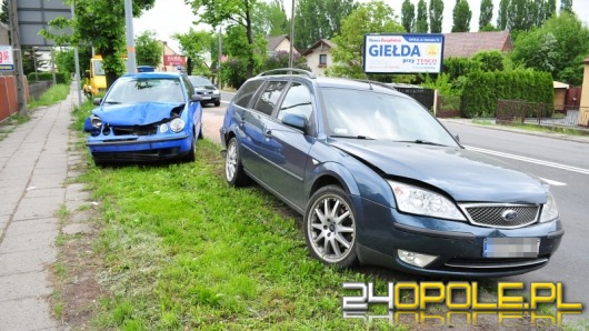 Zderzenie trzech samochodów, sprawca ukarany mandatem