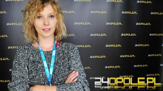 Mela Koteluk pisała pracę o Młynarskim, teraz zaśpiewa jego przeboje