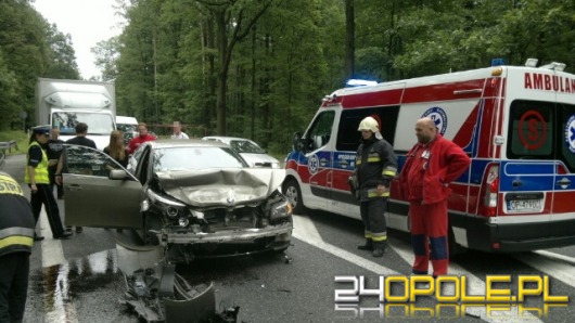 Kierowca BMW sprawcą kolizji w Dąbrowie