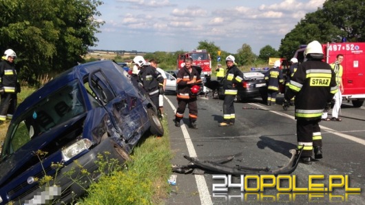 Zderzenie trzech samochodów w Olszowej