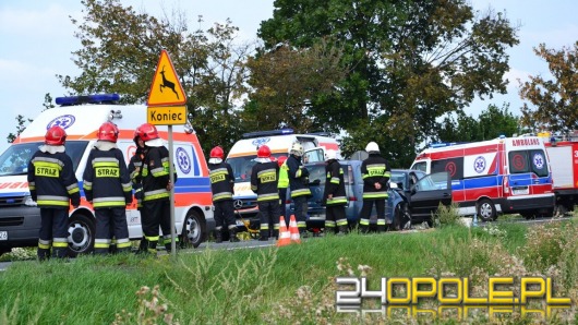 Czołowe zderzenie na trasie Opole-Nysa