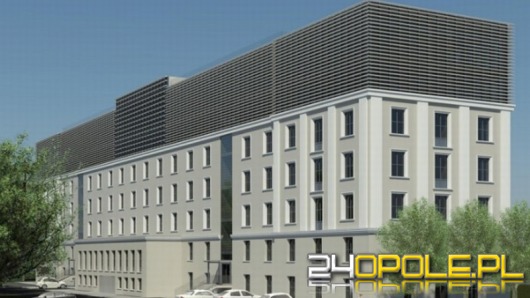 Opozycja nie zgadza się na przeprowadzkę ratusza