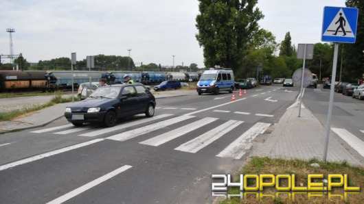 82-letni kierowca potrącił pieszych na przejściu