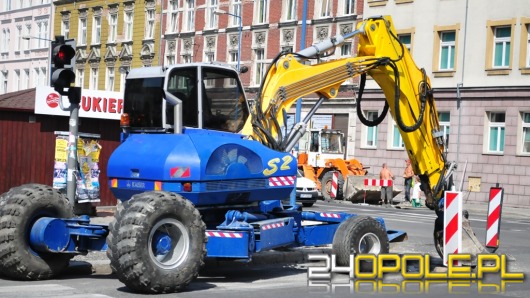 Przedłuża się wymiana sieci wodociągowej w centrum Opola